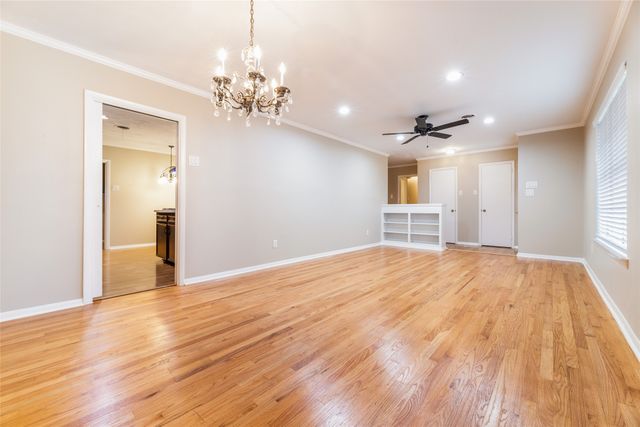 509 Nesbit Drive, Garland, TX 75041