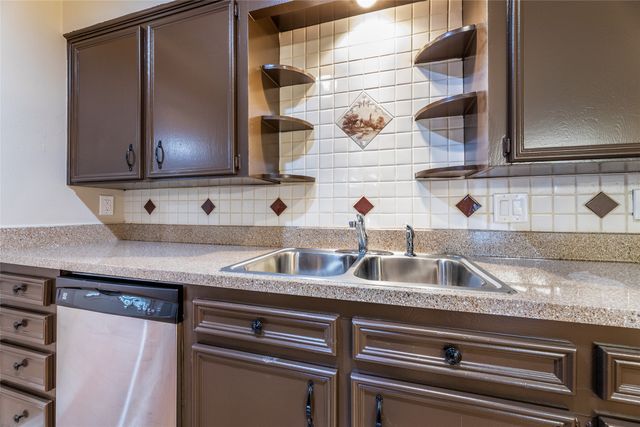 509 Nesbit Drive, Garland, TX 75041