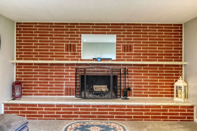 5405 N Powell Rd, Newman Lake, WA 99025
