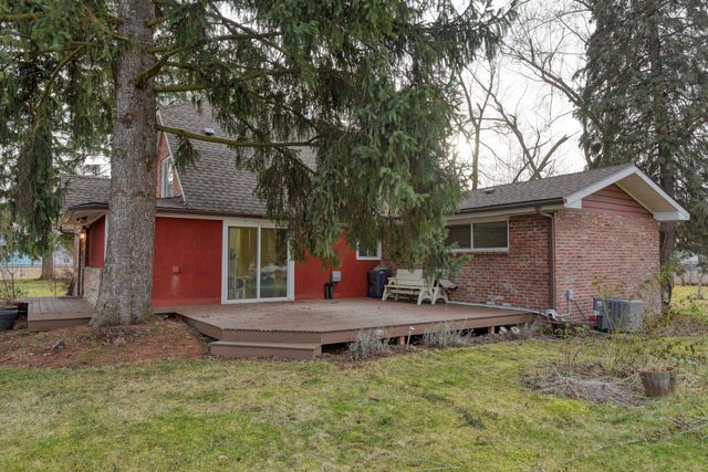 5405 N Powell Rd, Newman Lake, WA 99025