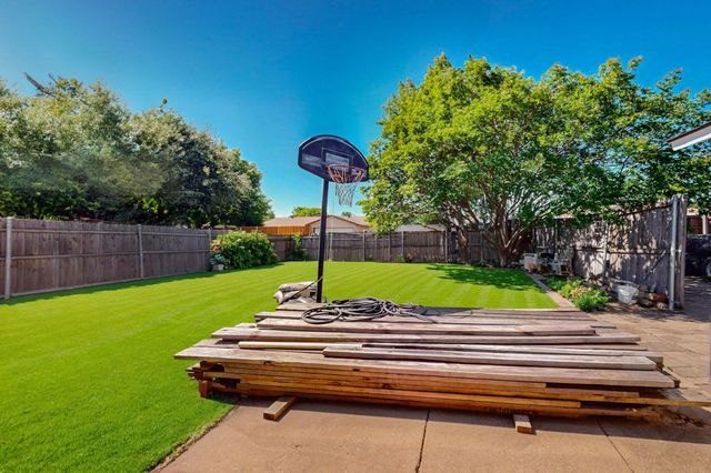3714 Burning Tree Lane, Garland, TX 75042