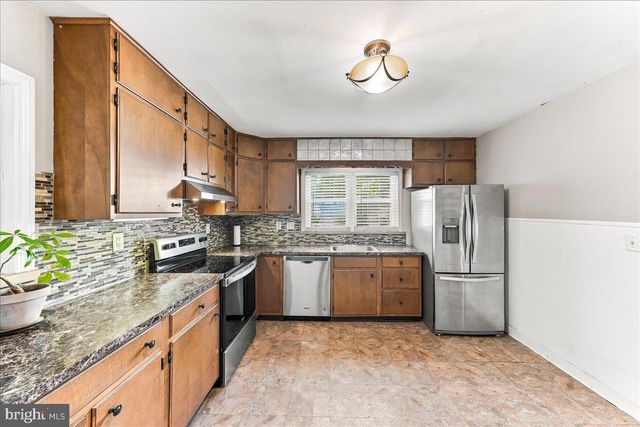 388 W ANDERSON AVE, Phoenixville, PA 19460