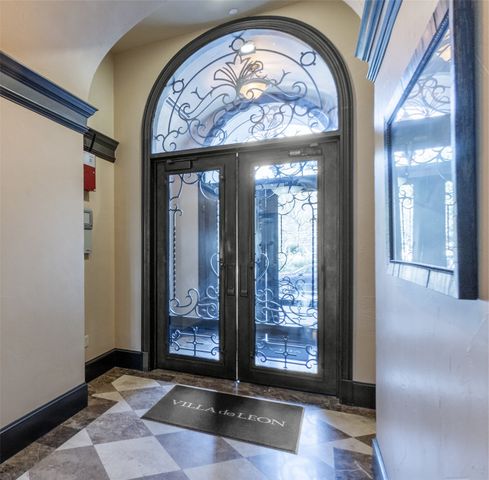 501 Samuels Avenue 110, Fort Worth, TX 76102