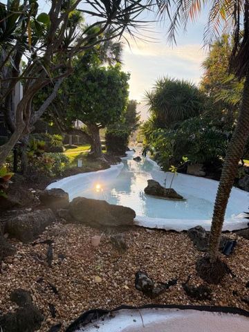 3605 S Ocean Boulevard, South Palm Beach, FL 33480