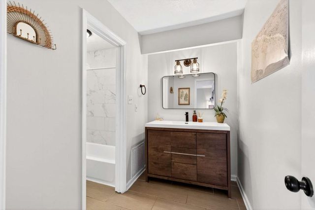 725 Dalrymple NE Road 5F, Sandy Springs, GA 30328