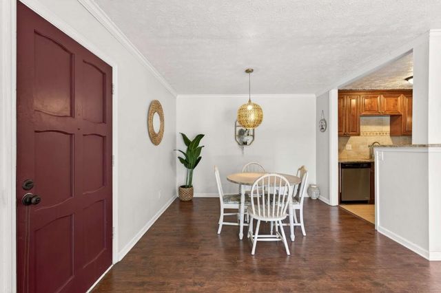 725 Dalrymple NE Road 5F, Sandy Springs, GA 30328