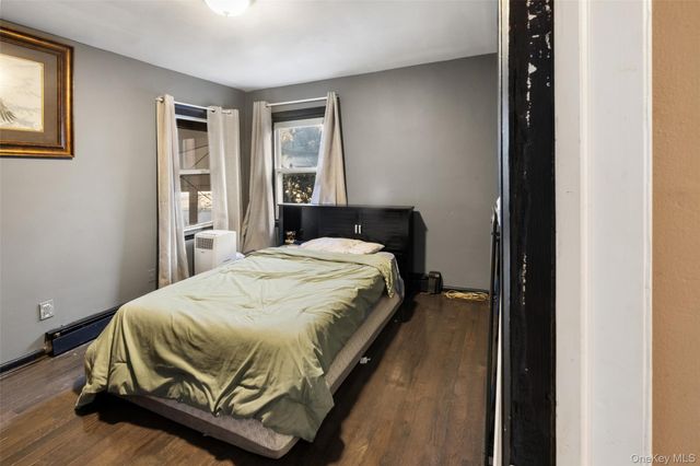 13918 249th Street, Rosedale, NY 11422