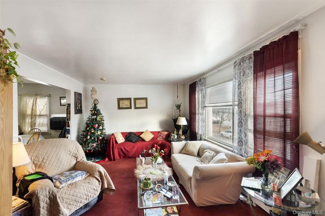 13918 249th Street, Rosedale, NY 11422