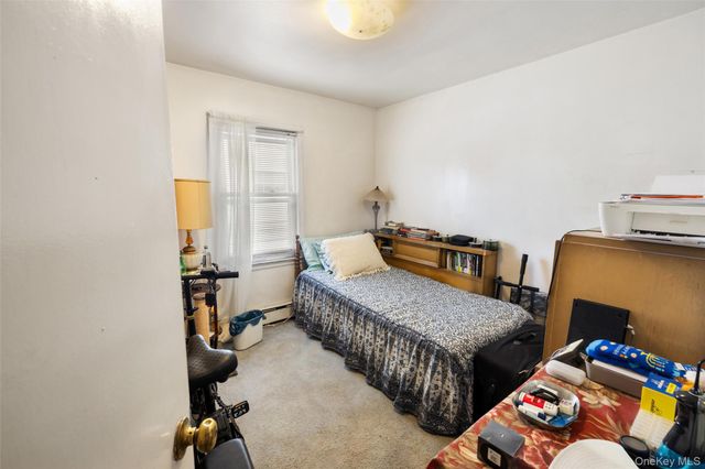 13918 249th Street, Rosedale, NY 11422