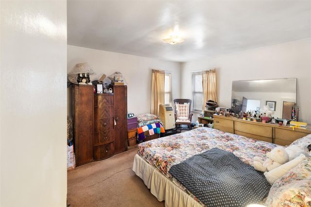 13918 249th Street, Rosedale, NY 11422