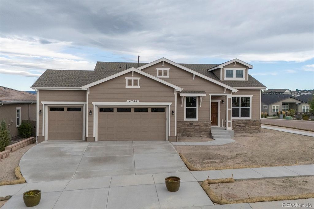 4754 Hanging Lake Circle, Colorado Springs, CO 80924