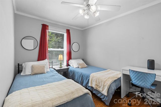 544 W Mclelland Avenue, Mooresville, NC 28115