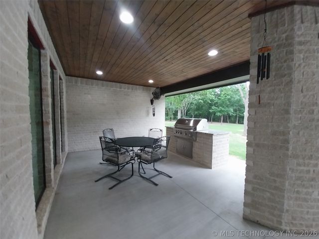 15670 E Newton Street, Catoosa, OK 74116