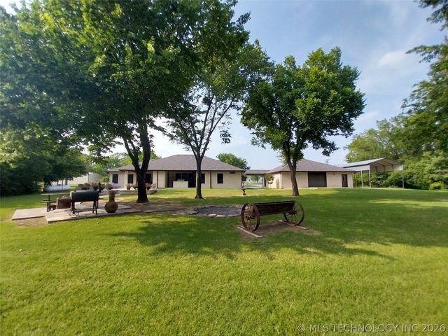 15670 E Newton Street, Catoosa, OK 74116