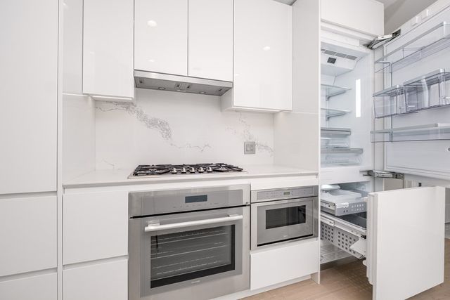 135 Seaport Blvd 1508, Boston, MA 02210