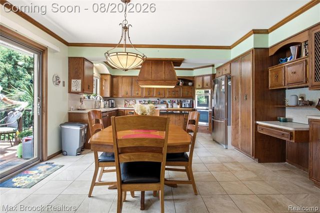 53214 Bancroft Drive, Utica, MI 48316