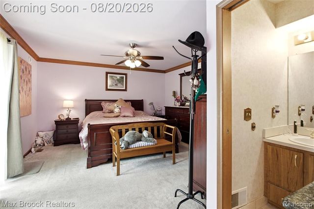 53214 Bancroft Drive, Utica, MI 48316