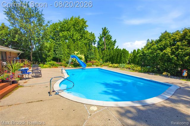 53214 Bancroft Drive, Utica, MI 48316