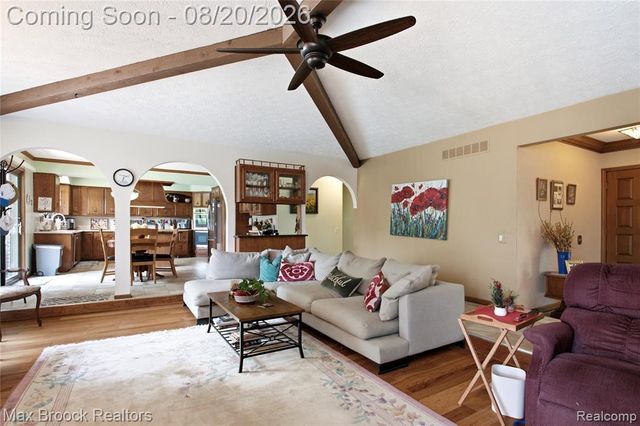 53214 Bancroft Drive, Utica, MI 48316