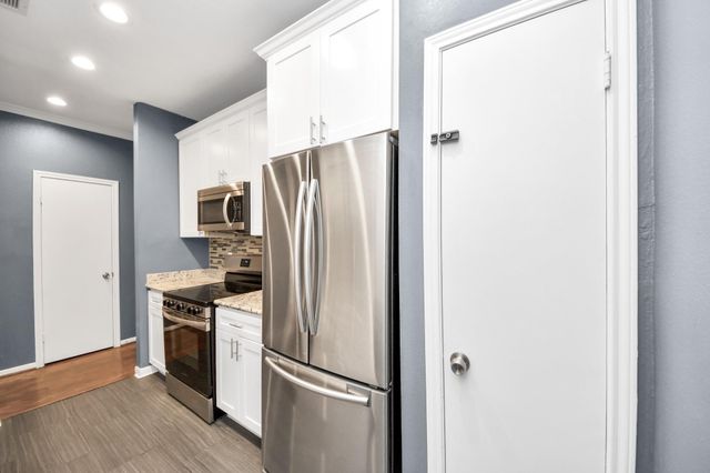 2874 Holly Hall Street 2874, Houston, TX 77054