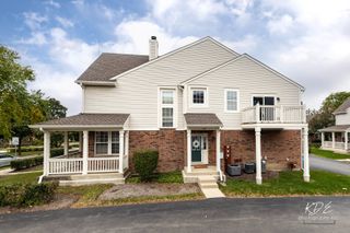 620 W Natalie Lane, Addison, IL 60101