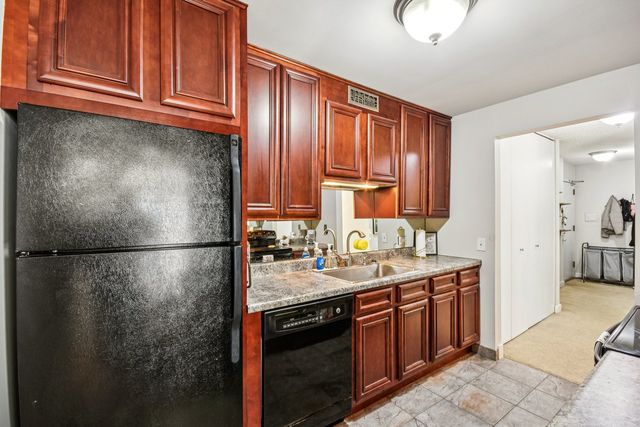 200 N Dearborn Street 1303, Chicago, IL 60601