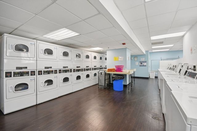 200 N Dearborn Street 1303, Chicago, IL 60601