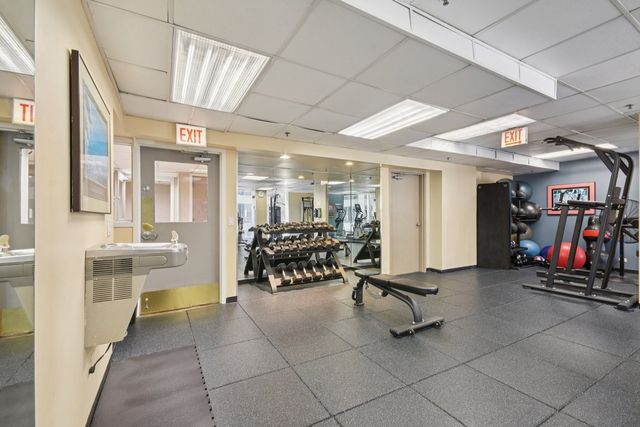 200 N Dearborn Street 1303, Chicago, IL 60601