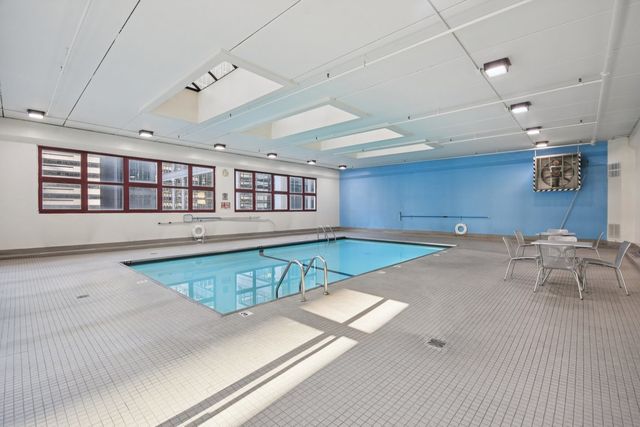 200 N Dearborn Street 1303, Chicago, IL 60601