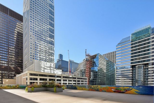 200 N Dearborn Street 1303, Chicago, IL 60601