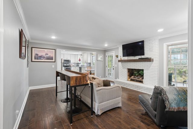 2221 Castlewood Dr, Franklin, TN 37064