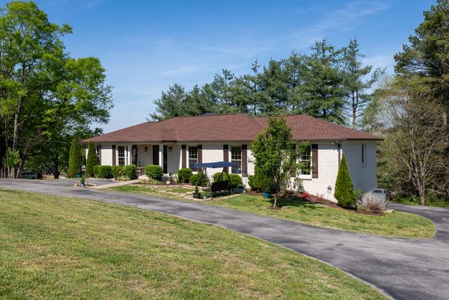 2221 Castlewood Dr, Franklin, TN 37064