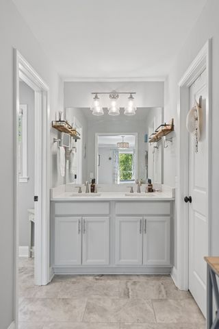 2221 Castlewood Dr, Franklin, TN 37064