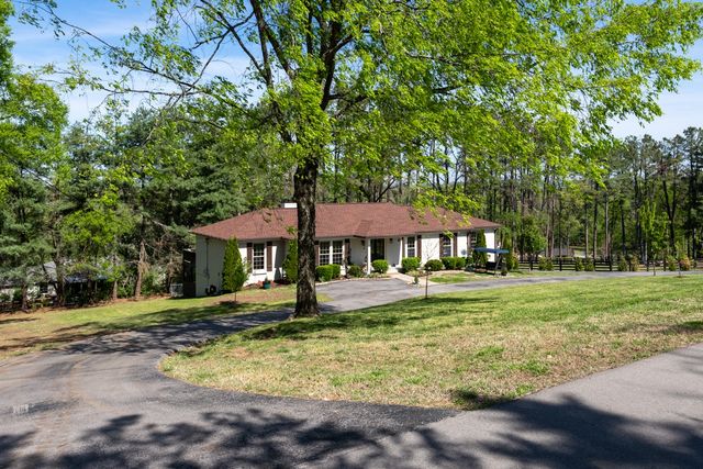 2221 Castlewood Dr, Franklin, TN 37064