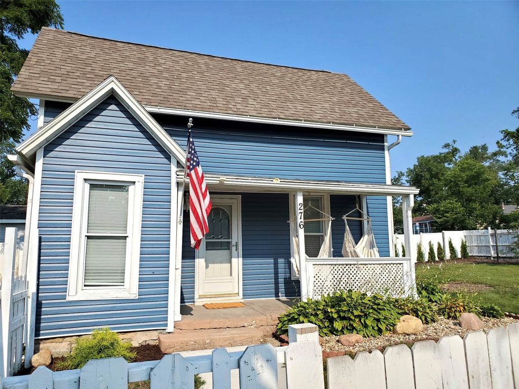 276 10th Street, Marion, IA 52302