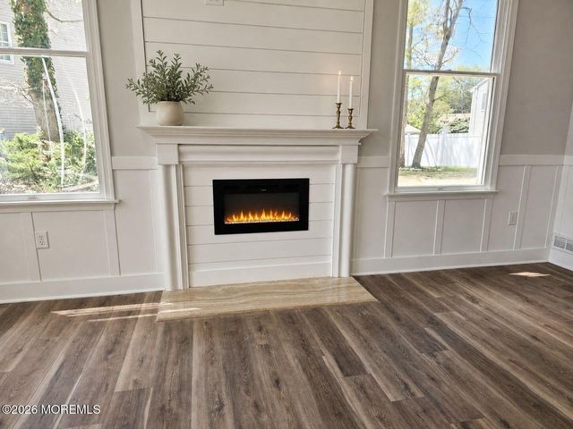 9 Glen Court S, Barnegat, NJ 08005