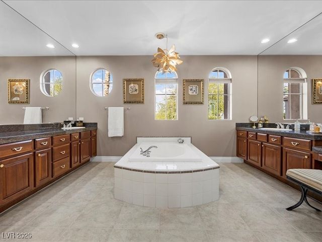 2933 Red Springs Drive, Las Vegas, NV 89135