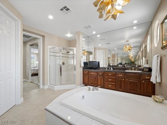 2933 Red Springs Drive, Las Vegas, NV 89135