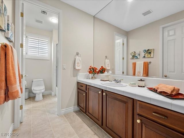 2933 Red Springs Drive, Las Vegas, NV 89135