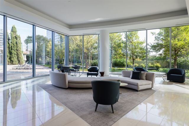 2900 Mckinnon Street 1103, Dallas, TX 75201