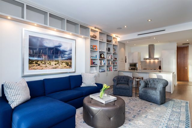 2900 Mckinnon Street 1103, Dallas, TX 75201