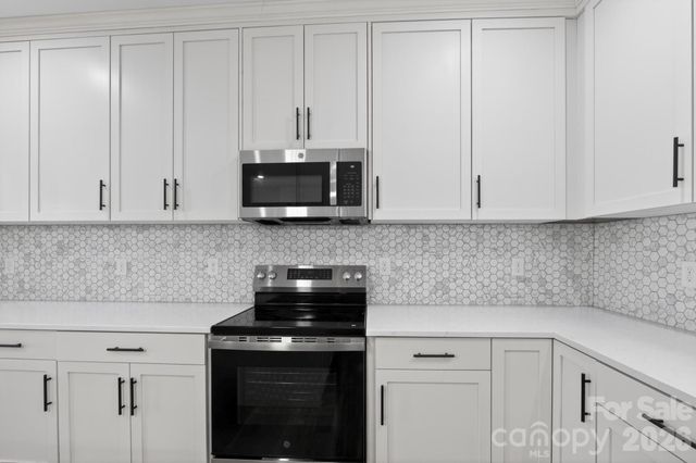 409 Huntington Woods Street 65, Lenoir, NC 28645