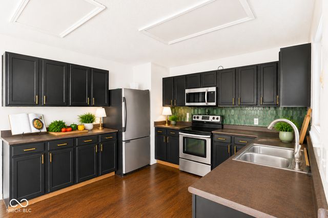 19185 Calico Aster Drive, Noblesville, IN 46062
