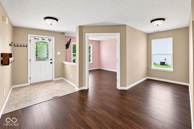 19185 Calico Aster Drive, Noblesville, IN 46062