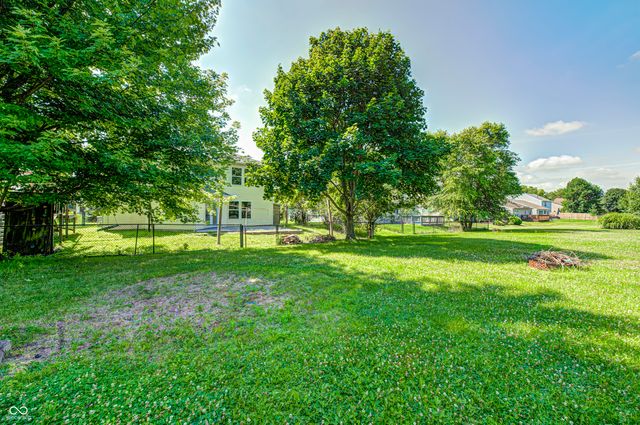 19185 Calico Aster Drive, Noblesville, IN 46062