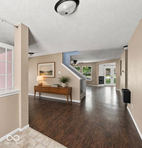 19185 Calico Aster Drive, Noblesville, IN 46062