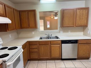 606 N Bangor Avenue, B, Lubbock, TX 79416