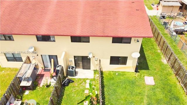 1654 NE 151st St 1654, Miami, FL 33162