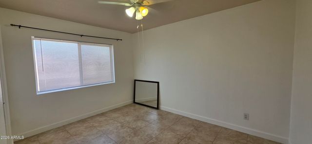 5201 W ROYAL PALM Road, Glendale, AZ 85302