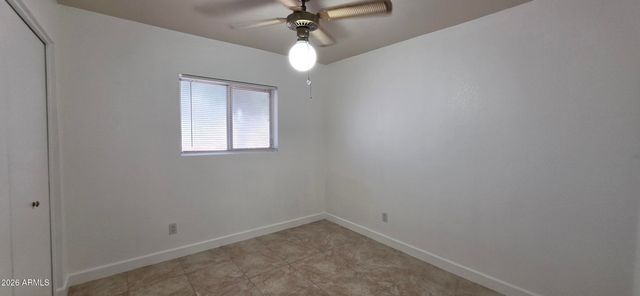 5201 W ROYAL PALM Road, Glendale, AZ 85302